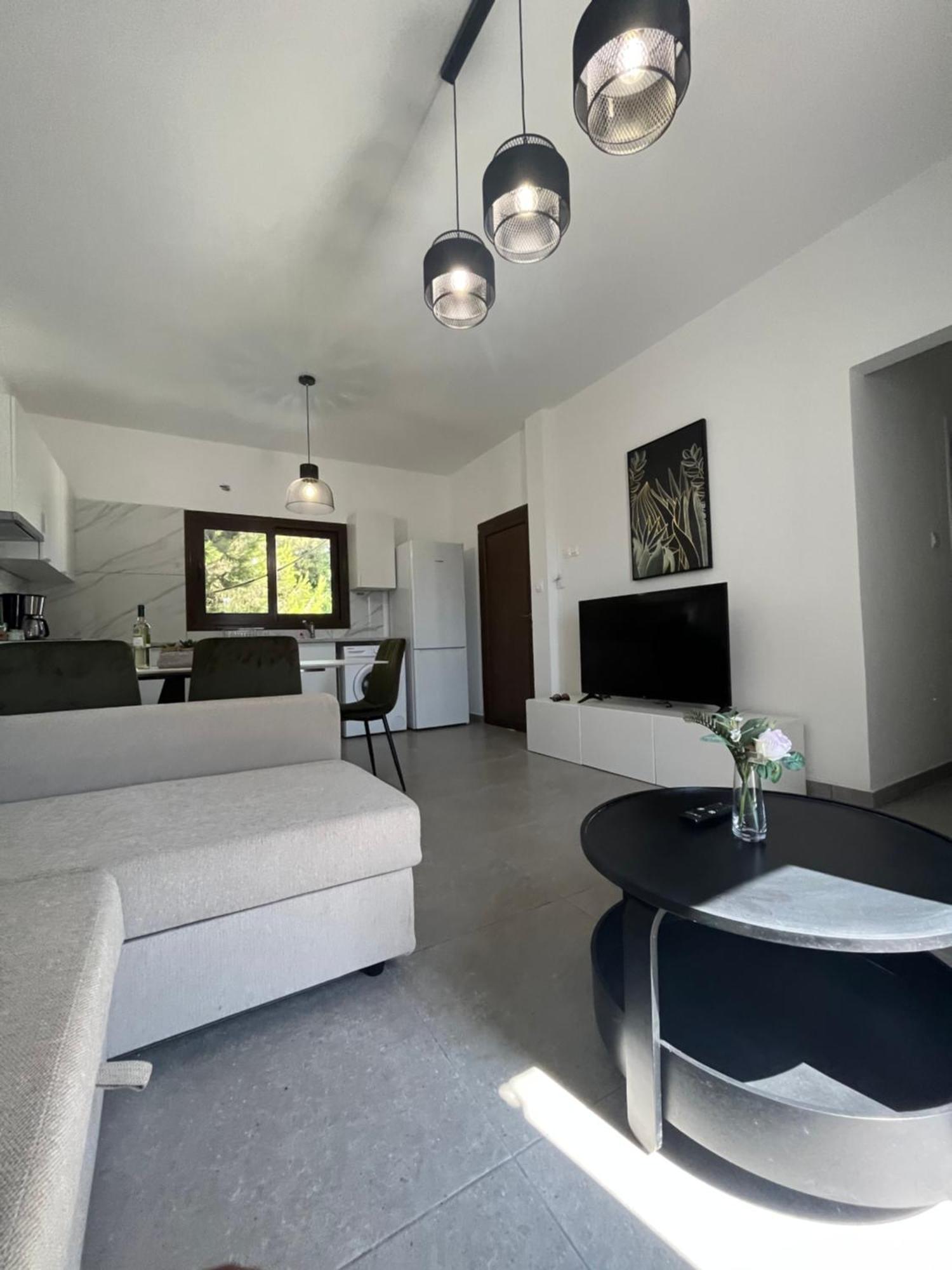 Serenityone - Centrally Located One Bedroom Apt Ayia Napa Exterior photo